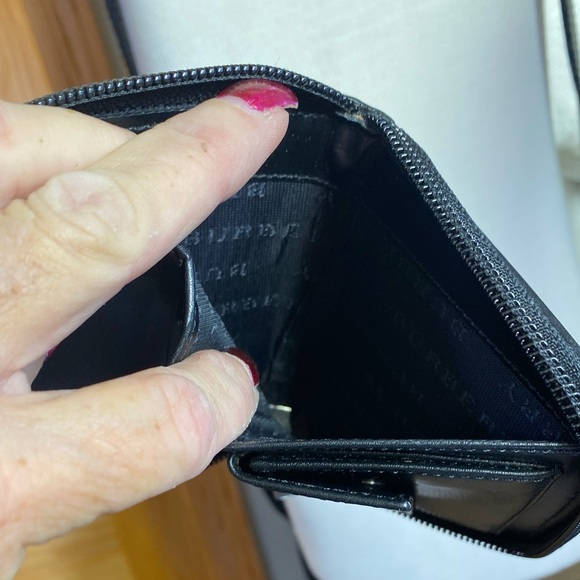 Burberry Nova Check Zippy wallet, NEVER USED! PVC/Black Leather, Made in Italy🔥 - Picture 5 of 8